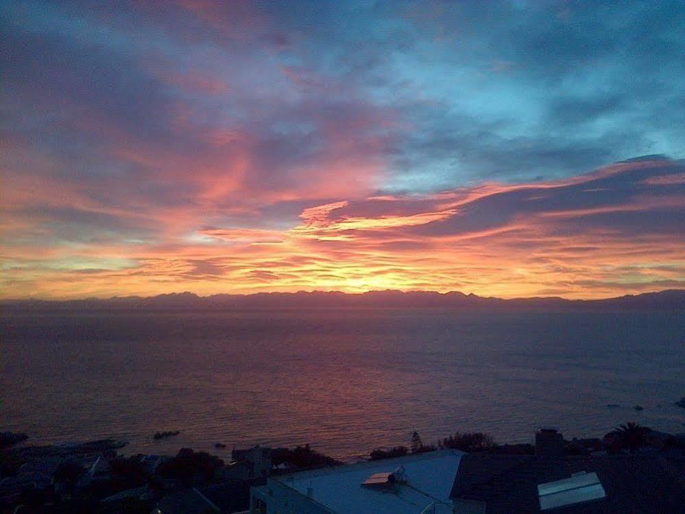 Napthali Lodge Simonʼs Town Kültér fotó