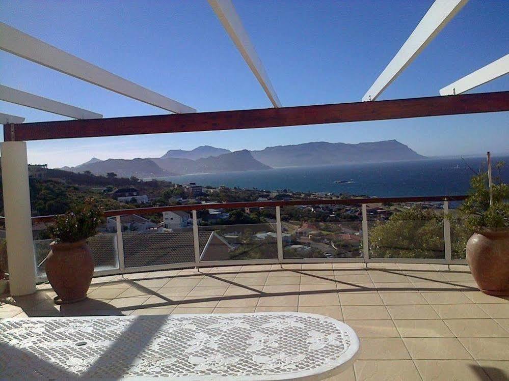 Napthali Lodge Simonʼs Town Kültér fotó