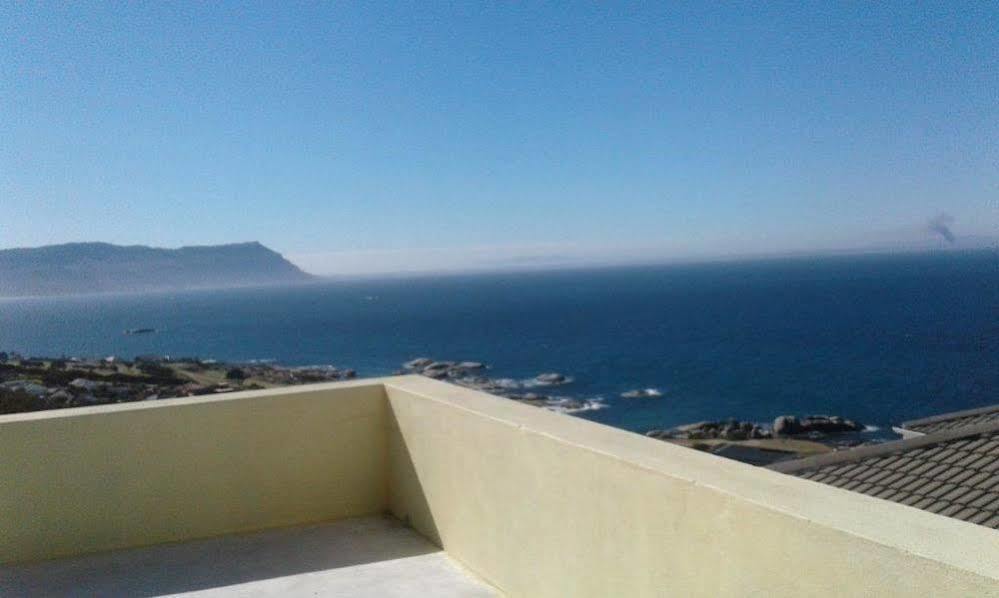 Napthali Lodge Simonʼs Town Kültér fotó